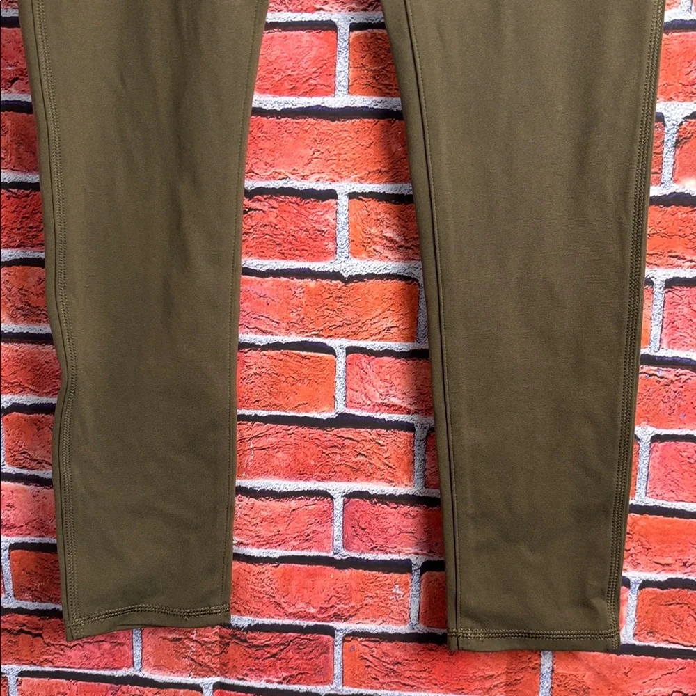 Carhartt Women's Force Fitted Lightweight Legging in Tarmac Green Medium - Picture 6 of 9